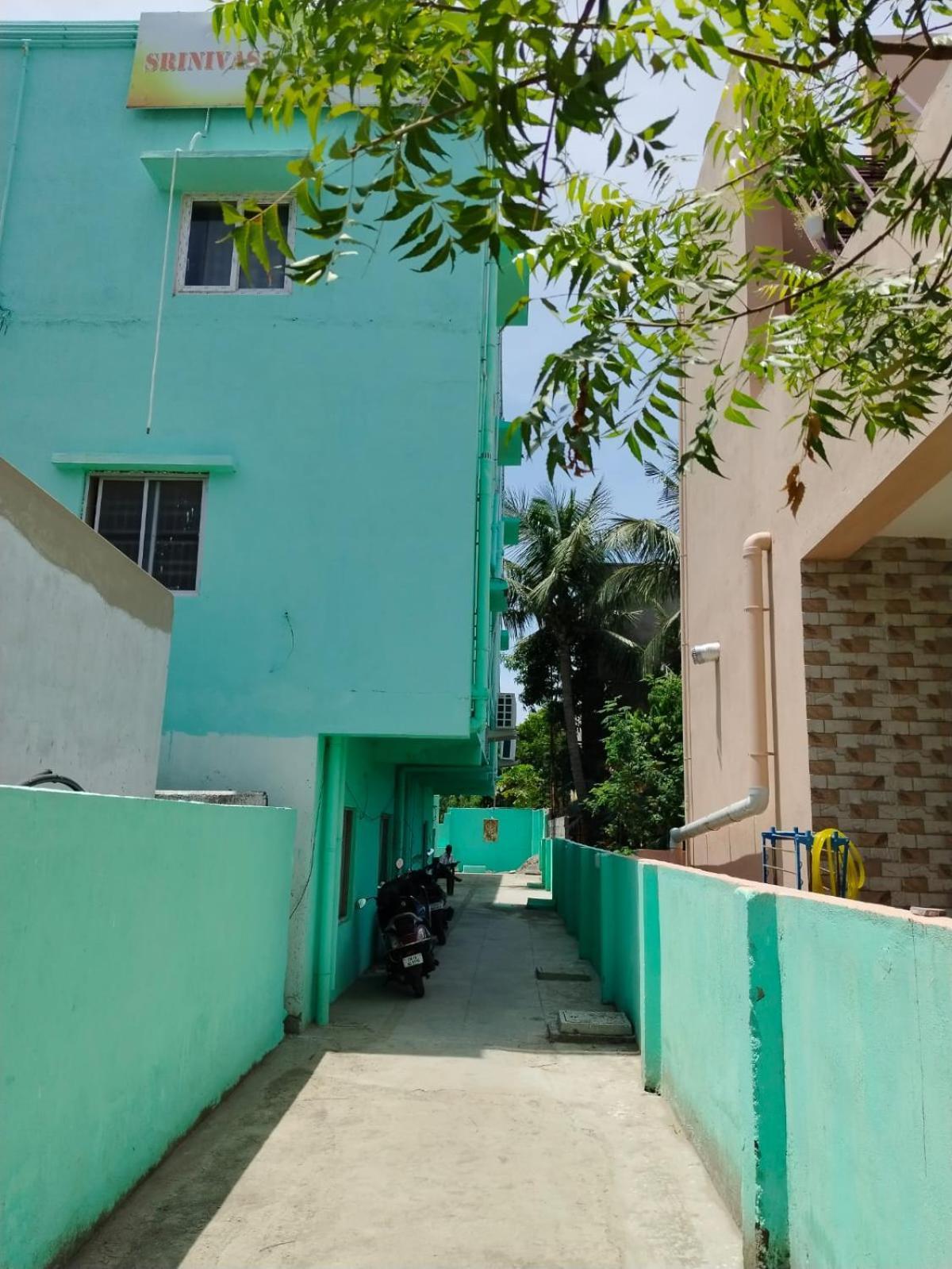 Srinivasa Serviced Apartment Keelkattalai Chennai Dış mekan fotoğraf